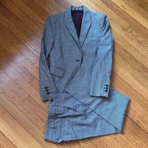 GUCCI Women’s Wool Blend Suit — Size 42